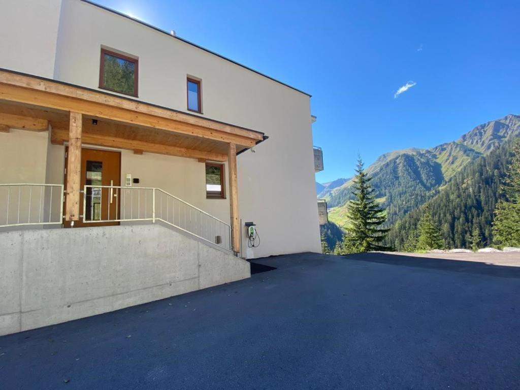 Apart Alpenglueh'N Apartment Spiss Luaran gambar